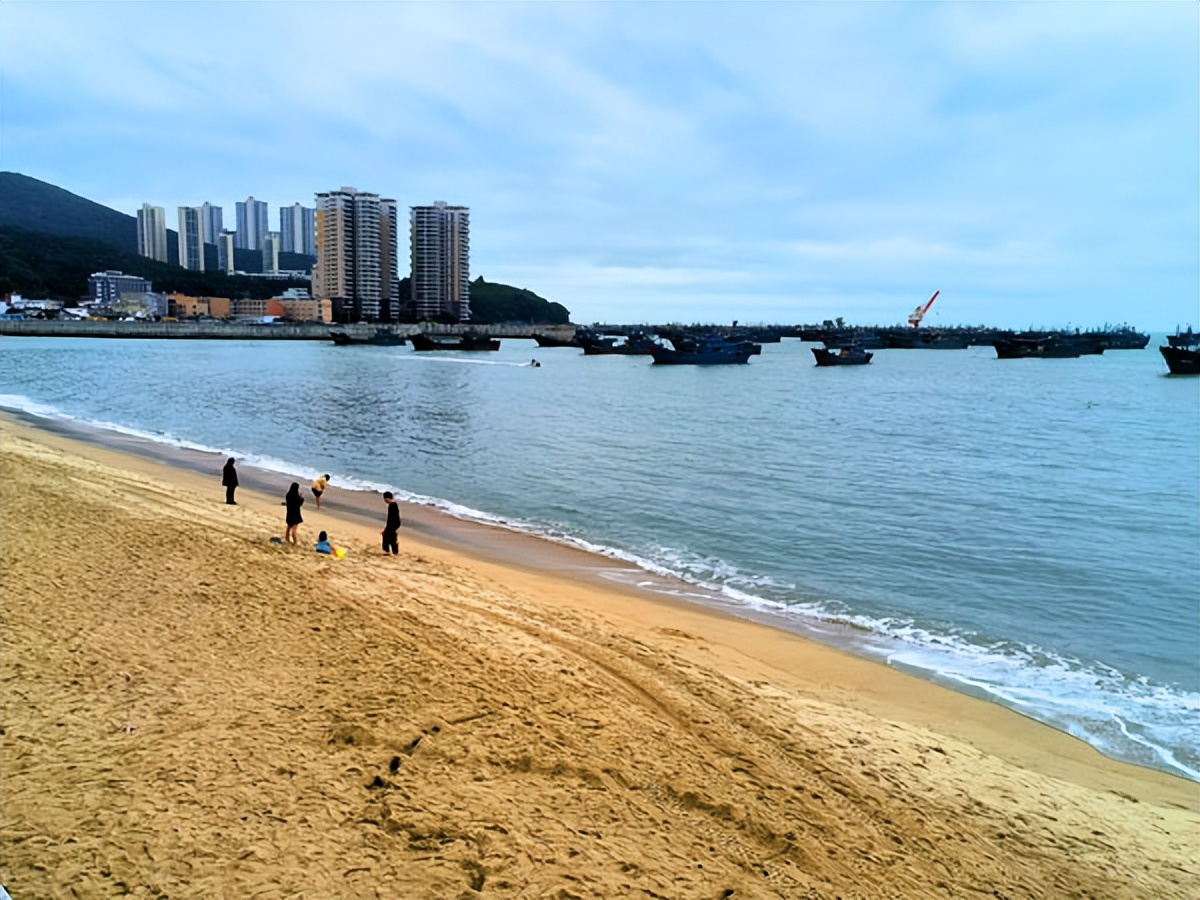 前江湾沙滩
